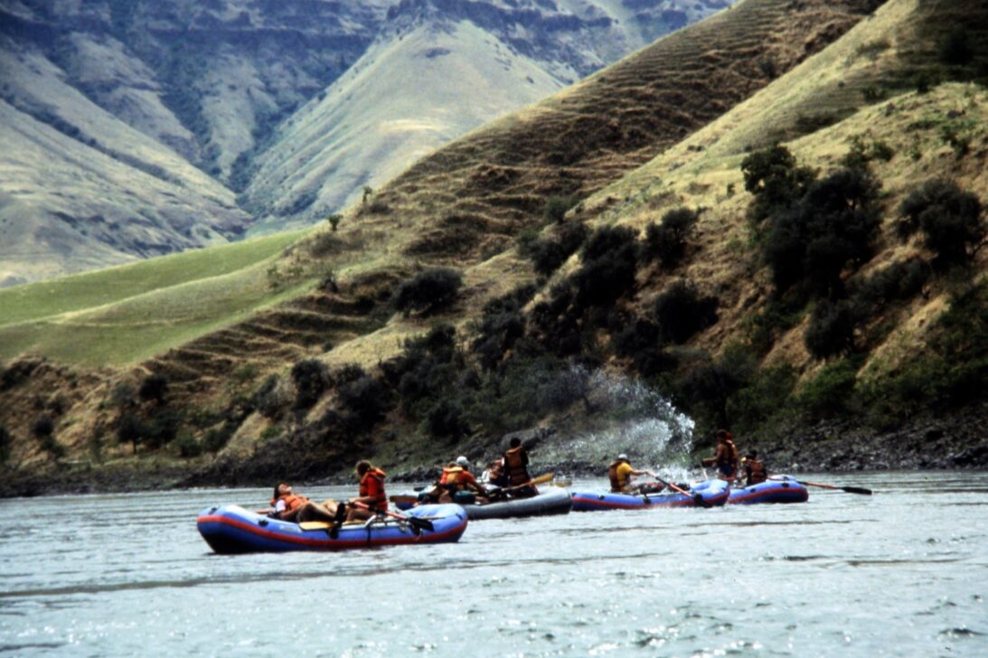 1987 rafting landscape