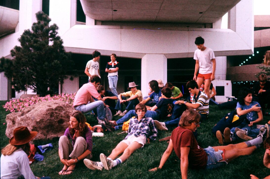 1980 Hanging out in the grass